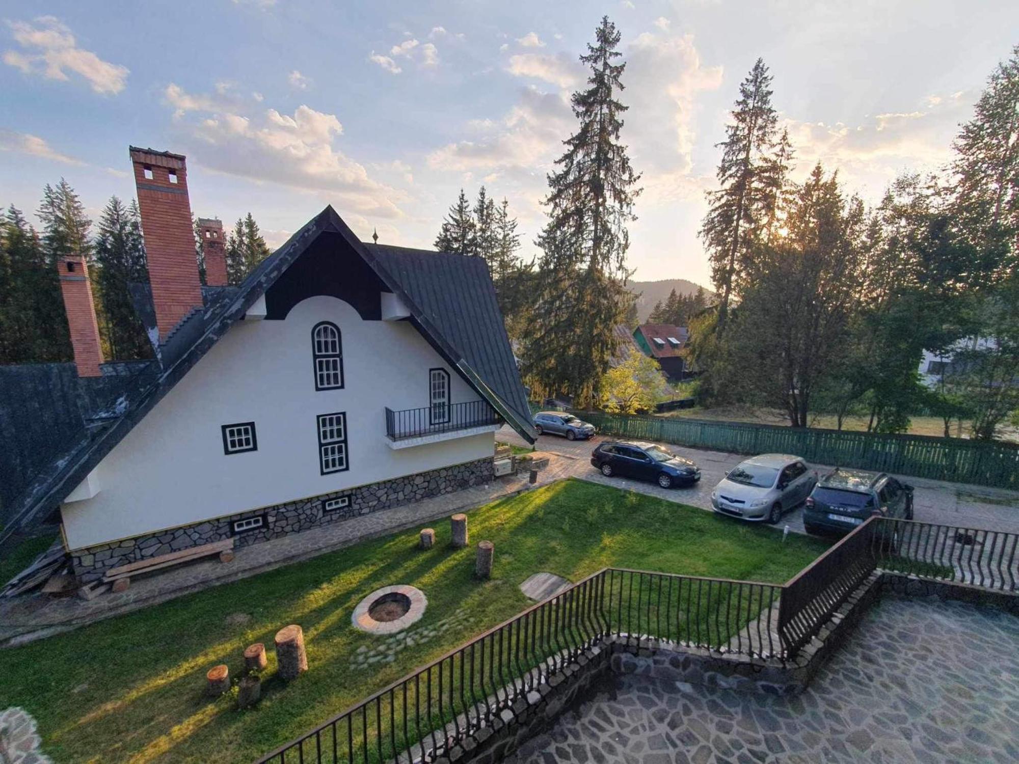 Pine Peak Apartments Predeal Eksteriør billede