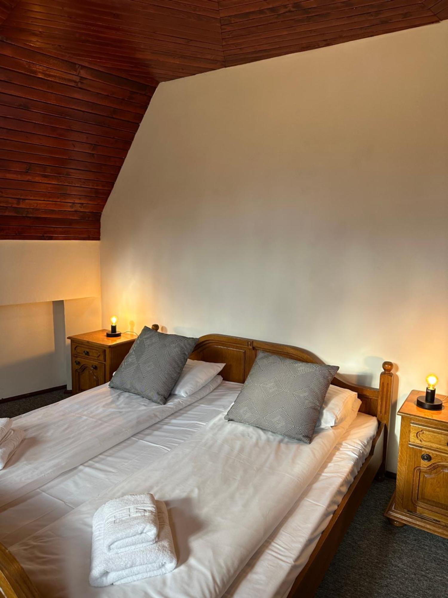 Pine Peak Apartments Predeal Eksteriør billede